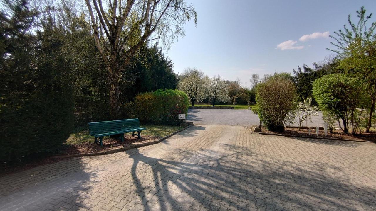 Hotel Landgasthof Fromm Untergruppenbach Exterior photo